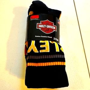 67 	Harley-Davidson 2 different Large Cotton-feel Comfort Socks NIP